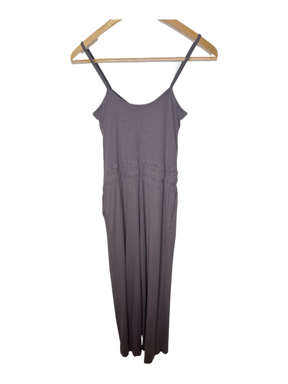 Vuori Pose Henley Jumpsuit Size Medium Brown Wide Leg Stretchy Pockets - Picture 11 of 16